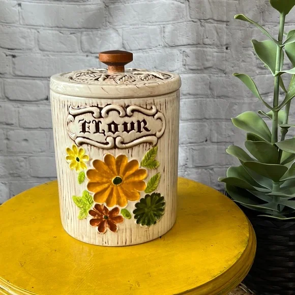 Treasure craft flour floral canister retro vintage 60s 70s BoHo bohemian wood - Picture 1 of 10